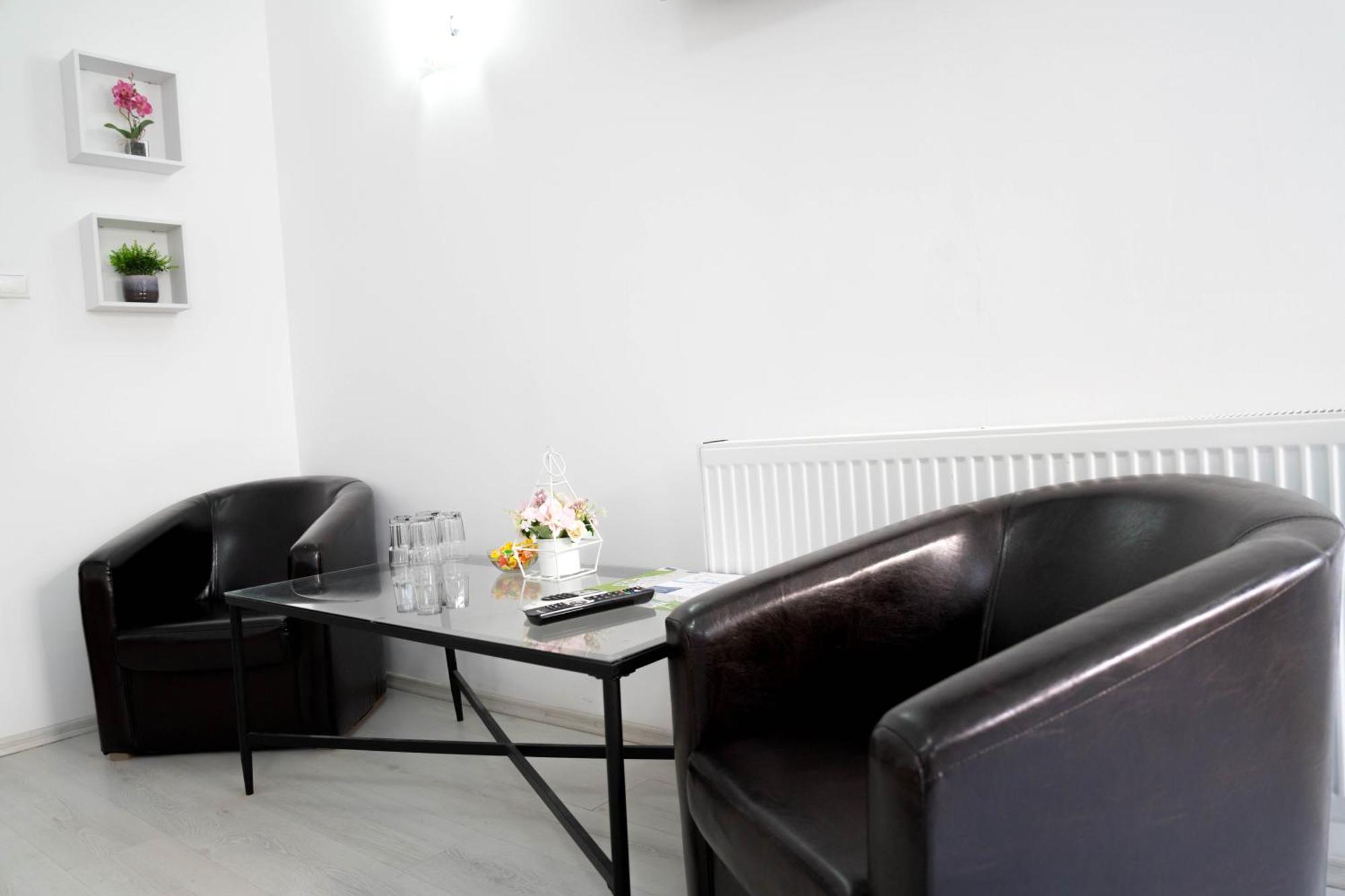 Casa Alis Ξενοδοχείο Oradea Εξωτερικό φωτογραφία